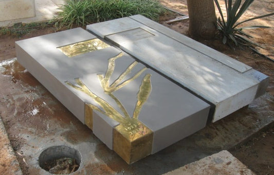 חנה מרון מצבות מיוחדות - מצבות אומנותיות